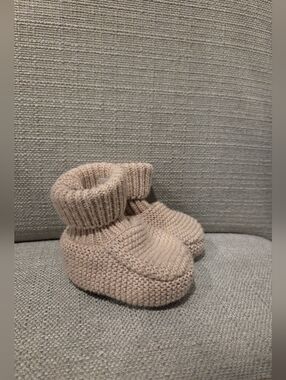 H&M Beige Baby Booties